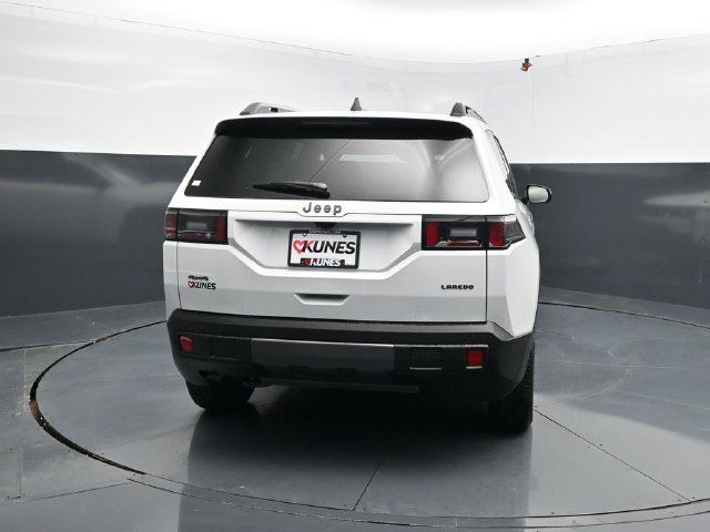 New 2026 Jeep Cherokee Laredo AWD/4WD image 8