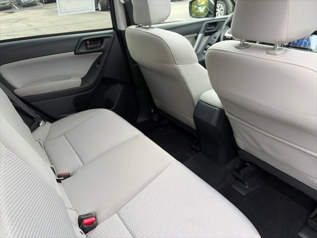 Used 2017 Subaru Forester 2.5i Premium AWD/4WD image 6