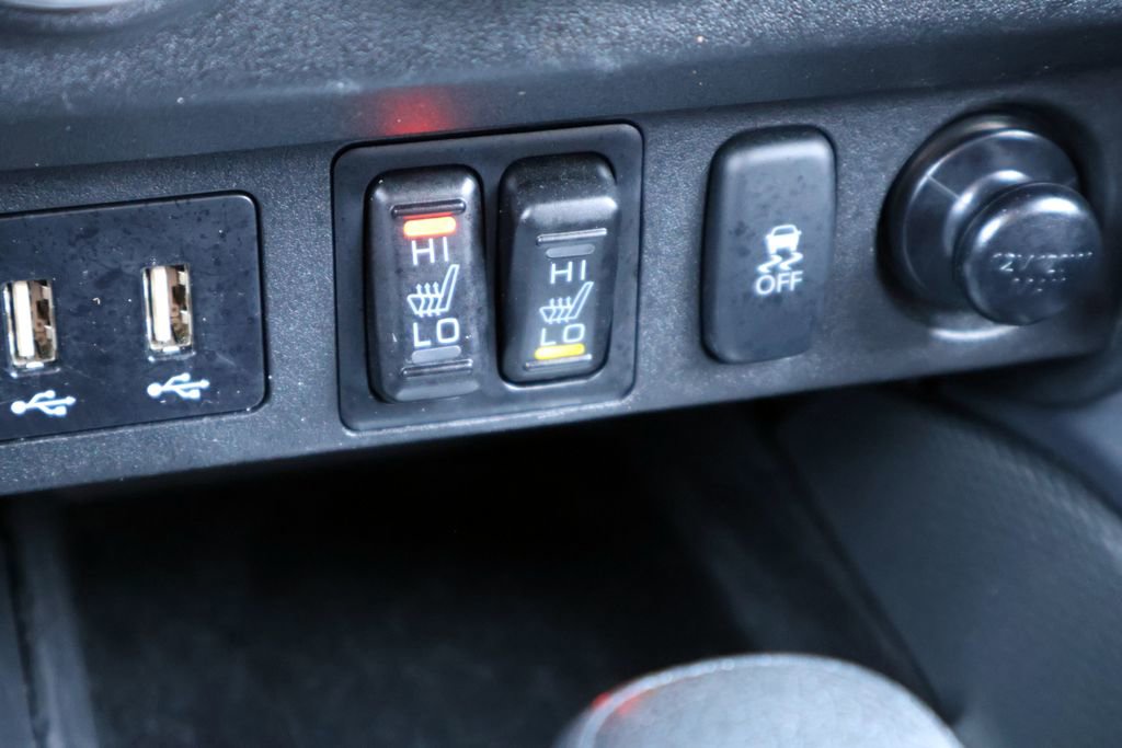 Used 2025 Mitsubishi Outlander Sport ES AWD/4WD image 6