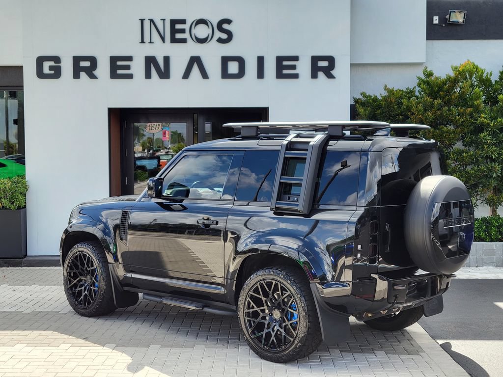 Used 2022 Land Rover Defender 90 X-Dynamic S AWD/4WD image 4