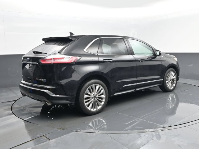 Used 2020 Ford Edge Titanium w/ Equipment Group 301A AWD/4WD image 25