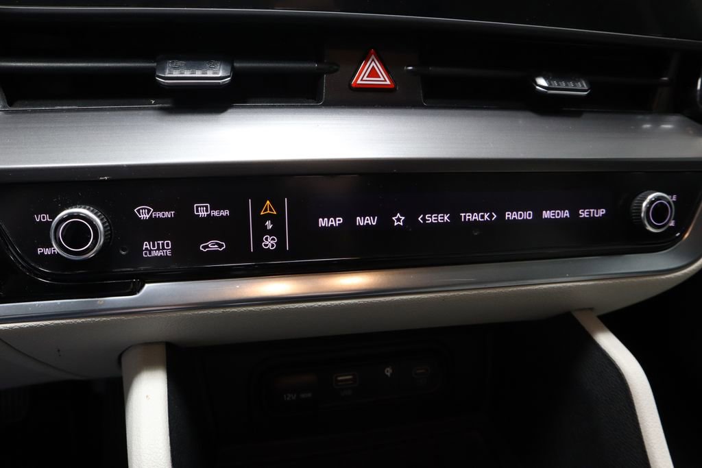 Used 2023 Kia Sportage EX FWD image 34