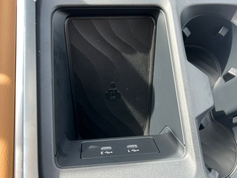 New 2026 Nissan Armada SL w/ Captain's Chari Seat Package image 32