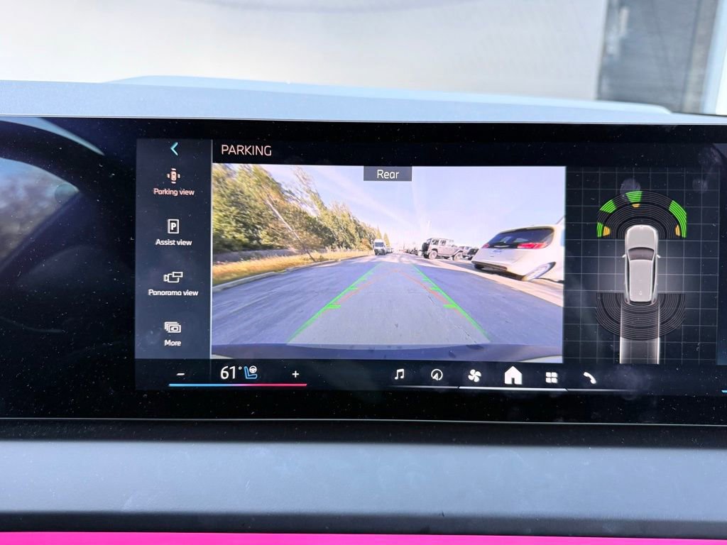 Used 2025 BMW X3 xDrive30i w/ Convenience Package image 18