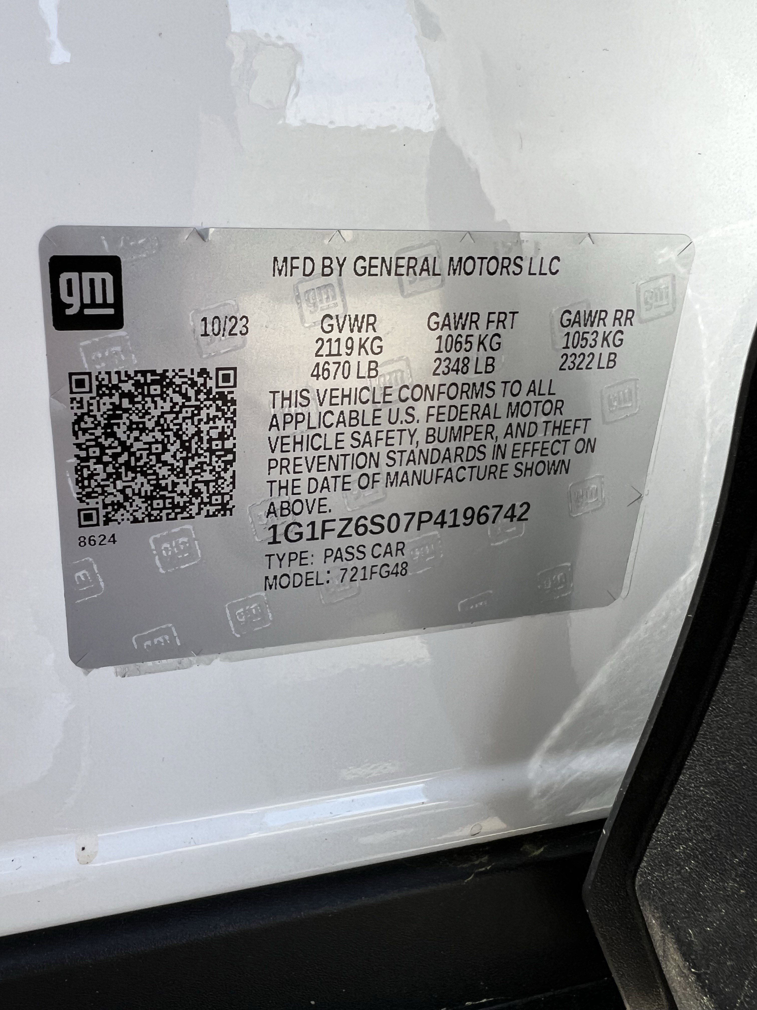 Used 2023 Chevrolet Bolt EUV Premier w/ Sun & Sound Package image 37