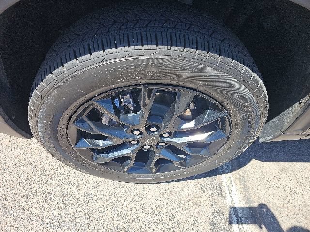 Certified 2026 Chevrolet Traverse LT w/ Midnight/Sport Edition AWD/4WD image 10