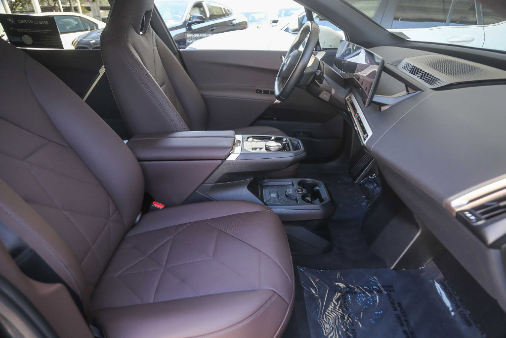 Certified 2024 BMW iX xDrive50 AWD/4WD image 13