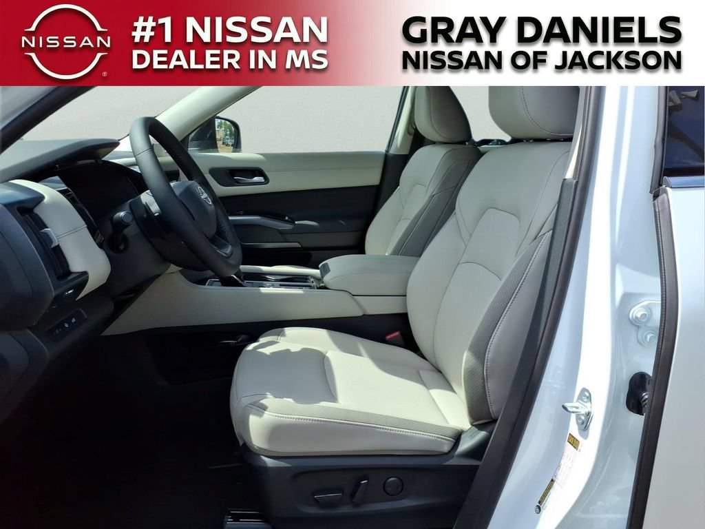 New 2026 Nissan Pathfinder SL FWD image 23