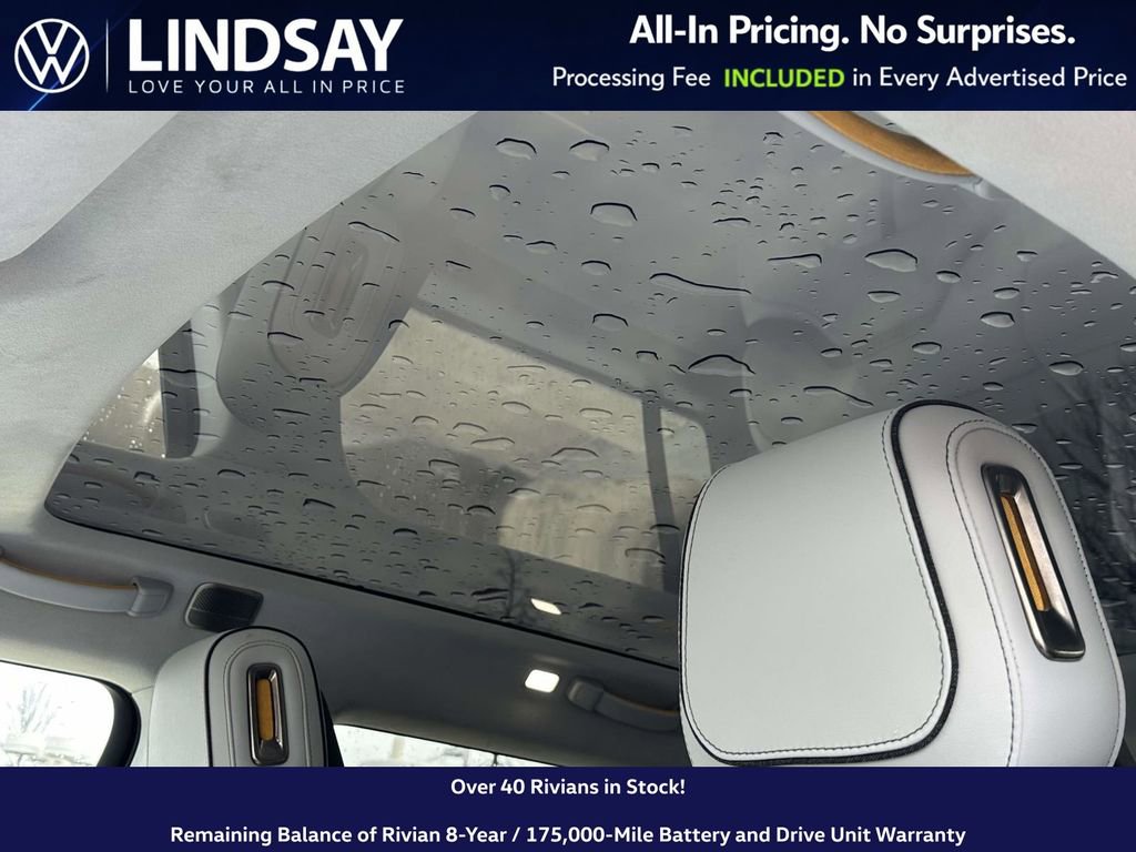 Used 2023 Rivian R1S Adventure image 28