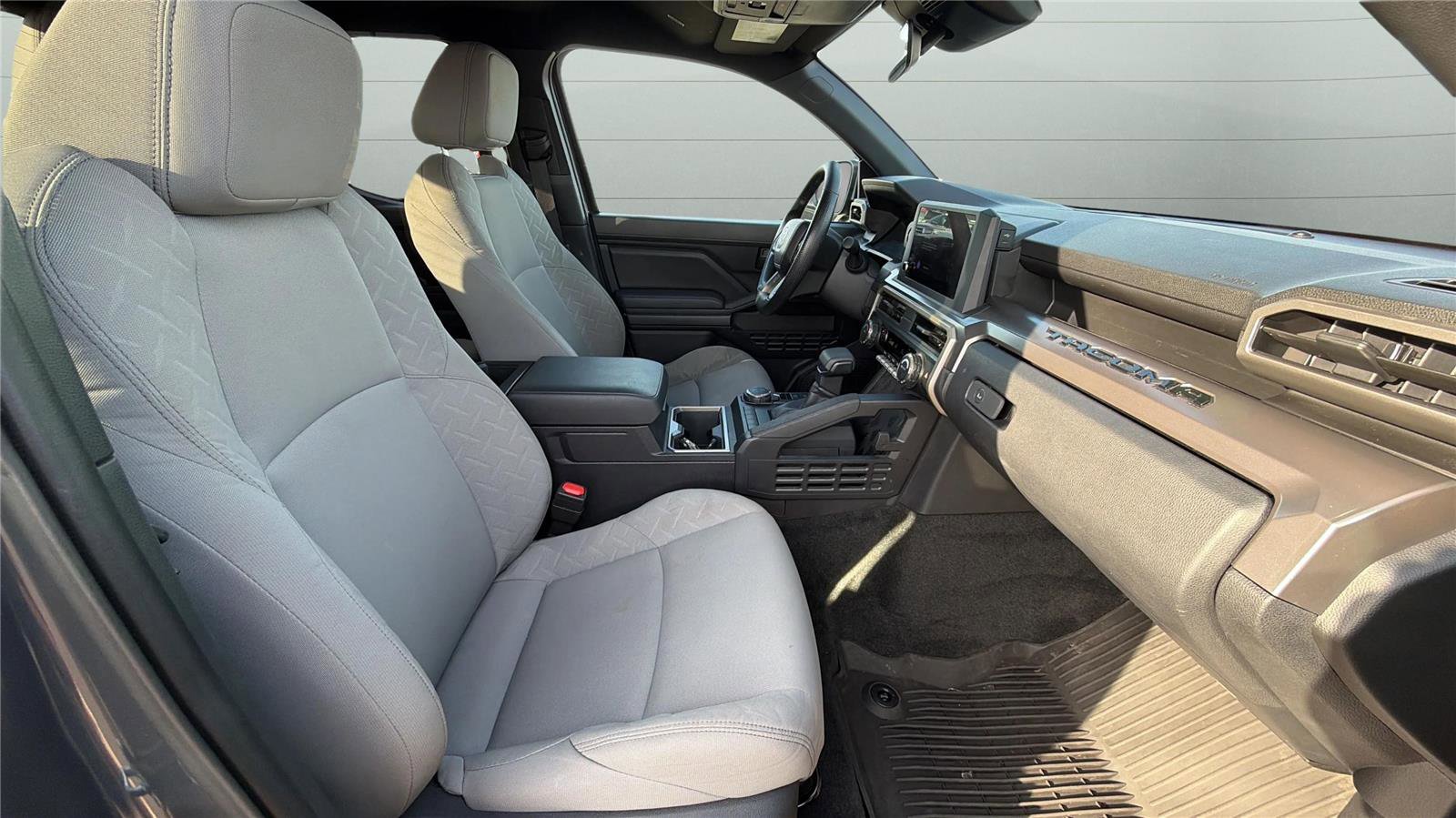 Used 2024 Toyota Tacoma SR5 image 25