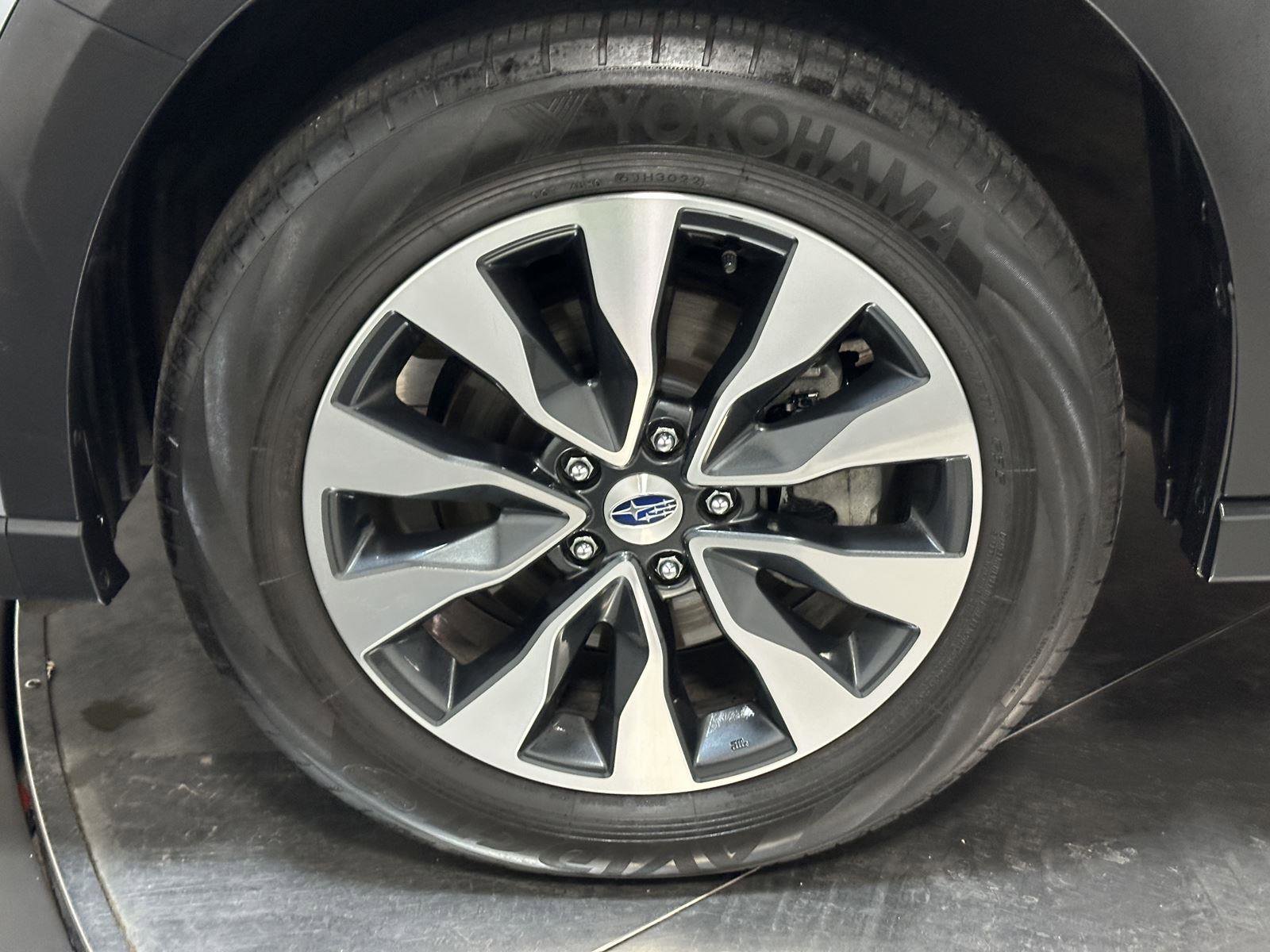 Used 2023 Subaru Outback Limited AWD/4WD image 18