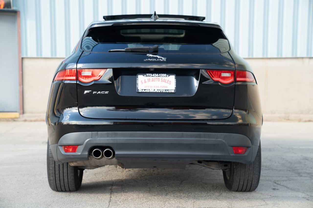 Used 2017 Jaguar F-PACE Premium image 14