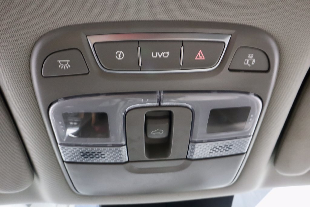 Used 2022 Kia Telluride S AWD/4WD image 32