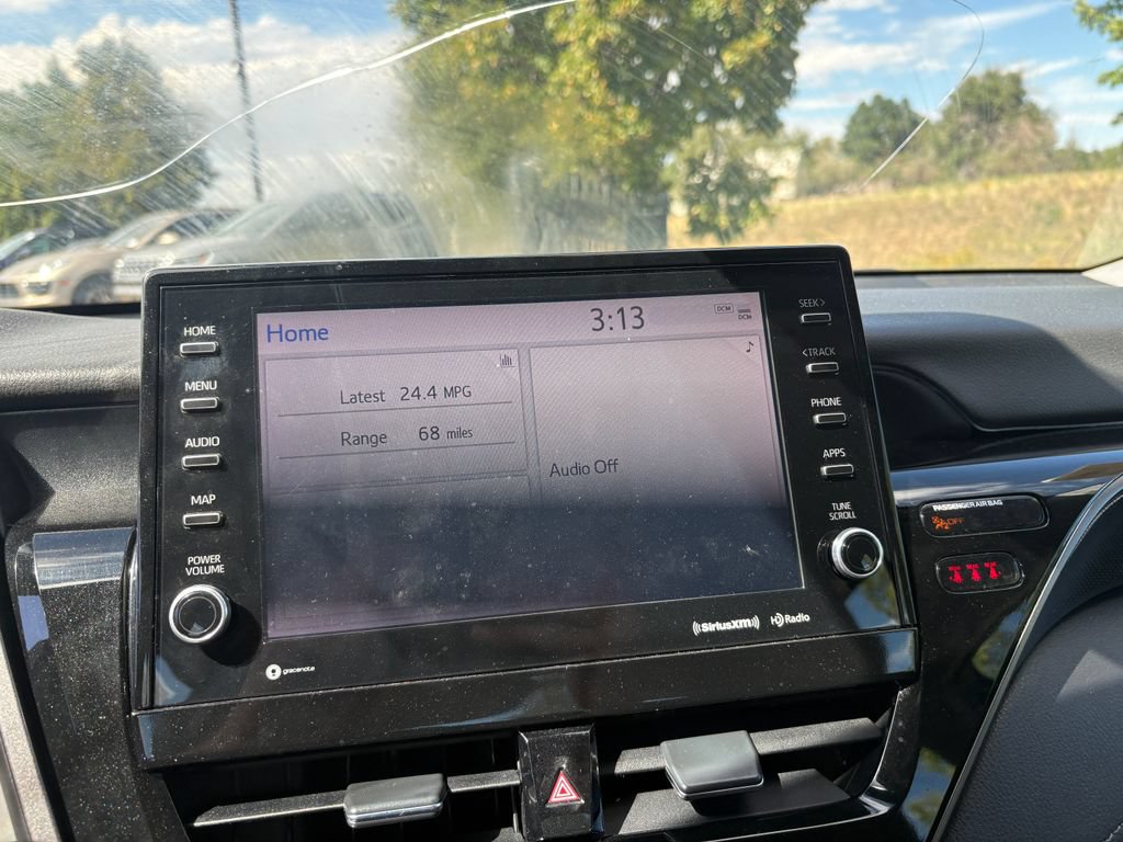 Used 2023 Toyota Camry XSE FWD image 4