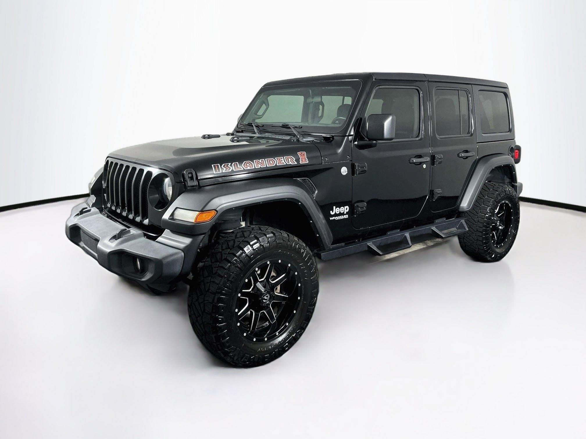 Used 2021 Jeep Wrangler Unlimited Sport AWD/4WD image 3