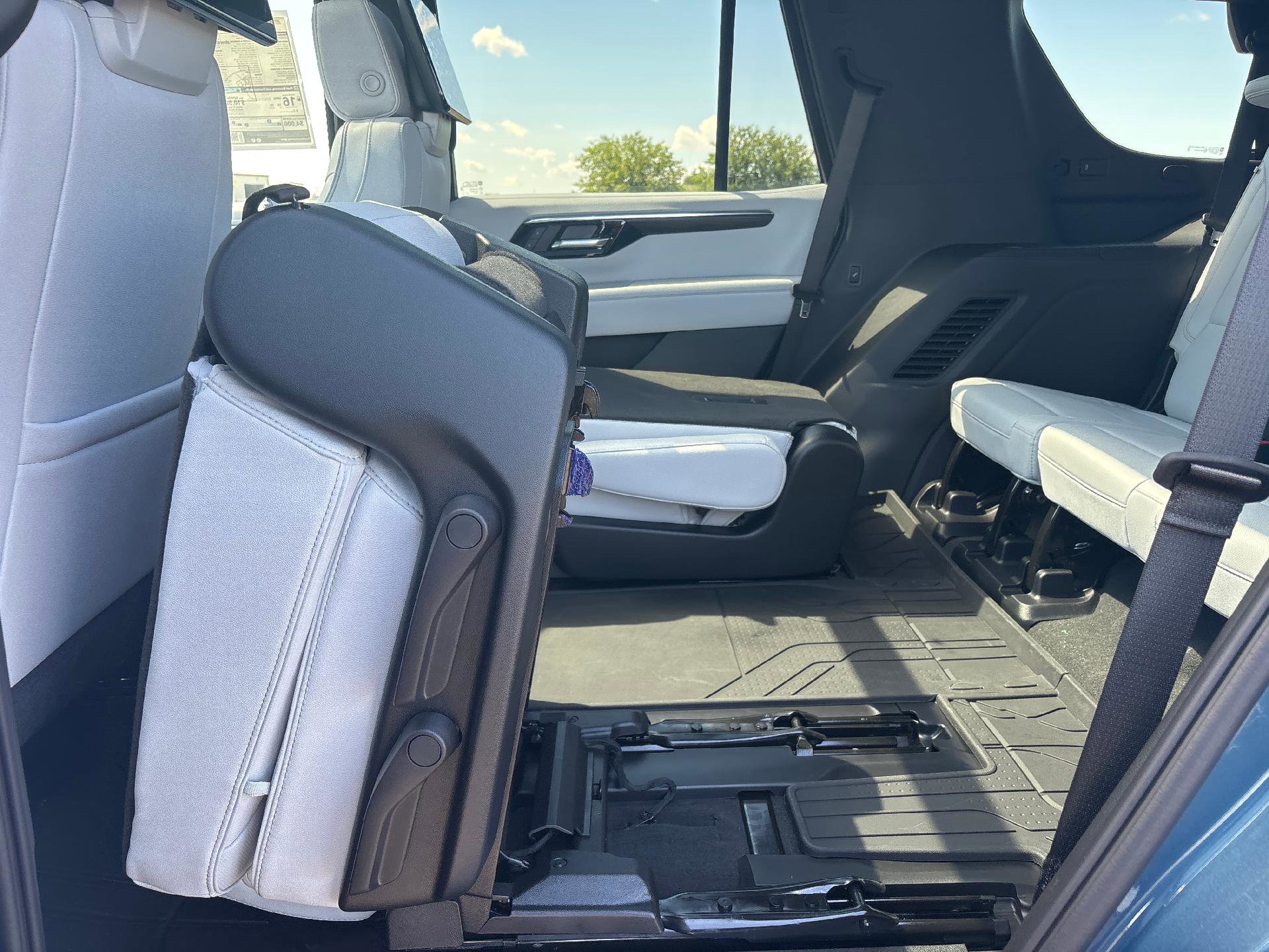 New 2025 Chevrolet Tahoe Premier image 35