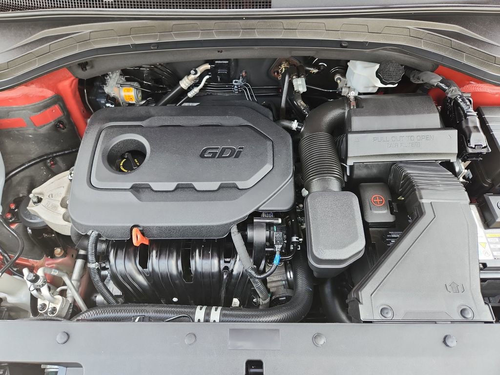 Used 2019 Hyundai Santa Fe SE image 16