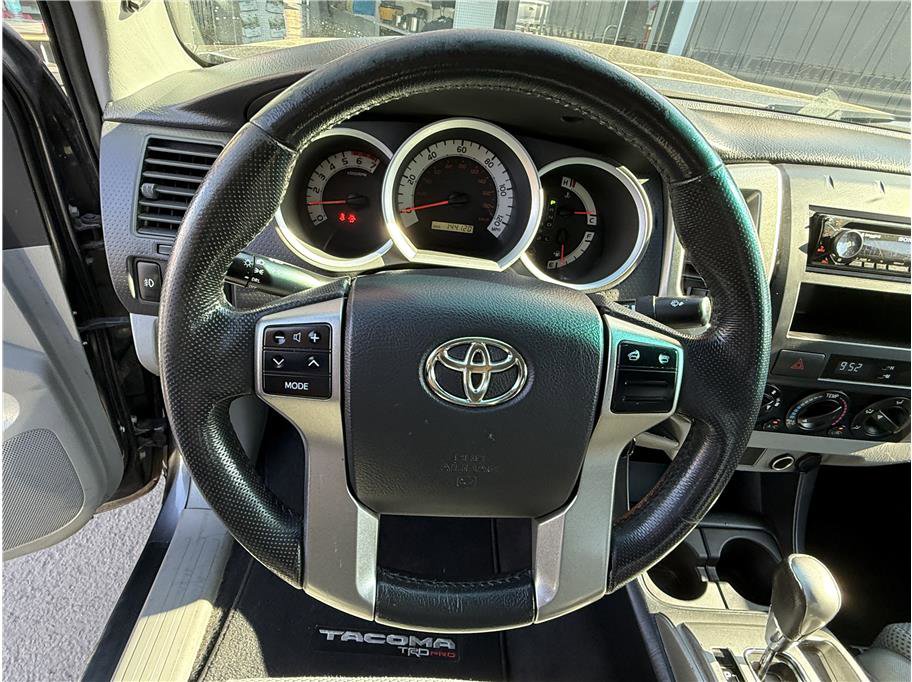 Used 2013 Toyota Tacoma 4x4 Double Cab w/ TRD Sport Pkg image 10