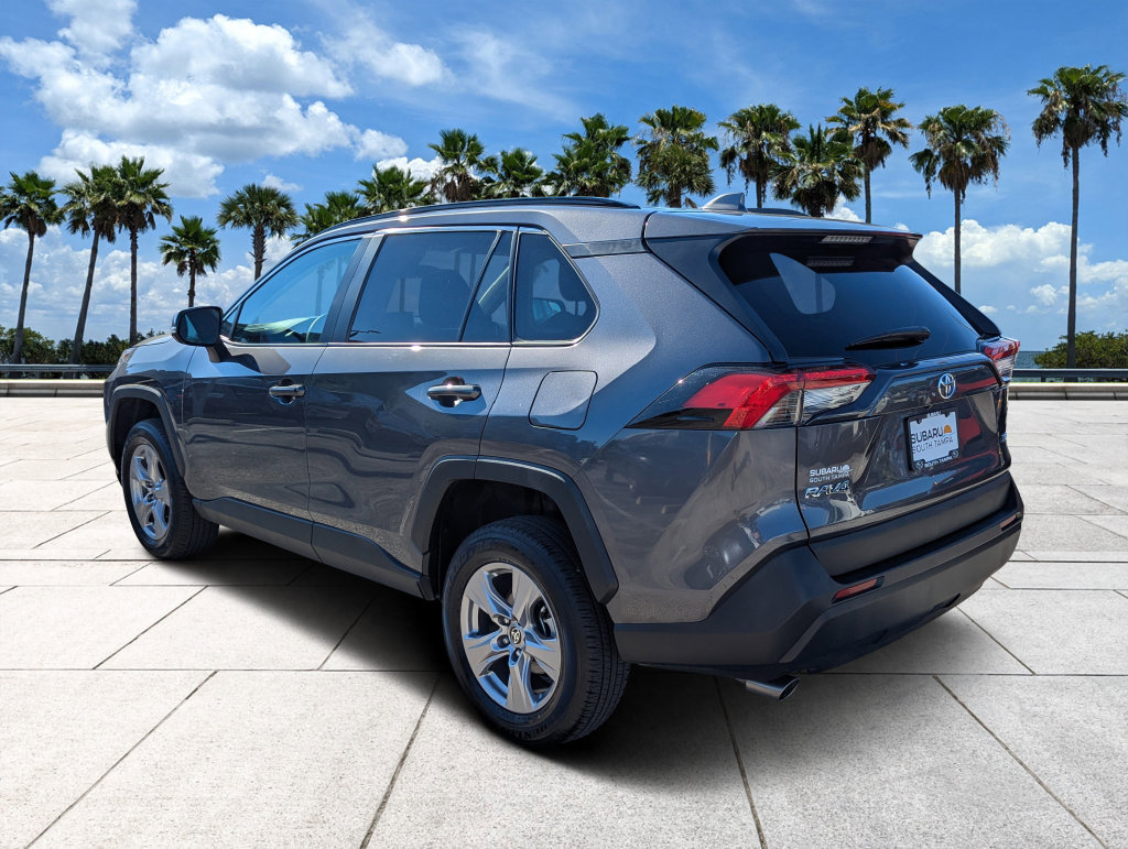 Used 2025 Toyota RAV4 XLE FWD image 8