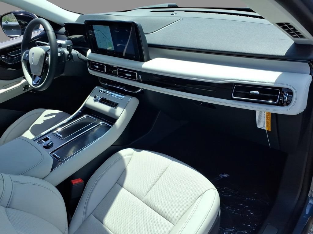 New 2026 Lincoln Aviator Reserve RWD image 12