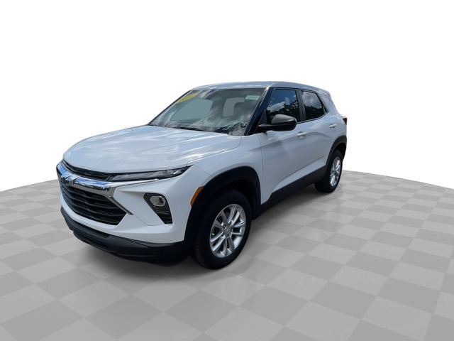 Used 2025 Chevrolet TrailBlazer LS w/ LS Convenience Package AWD/4WD image 4