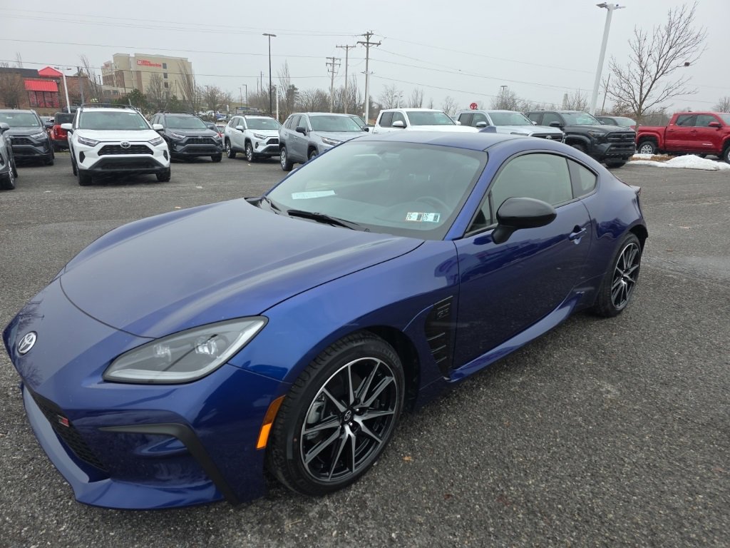 Certified 2024 Toyota GR86 6-Speed Manual image 3