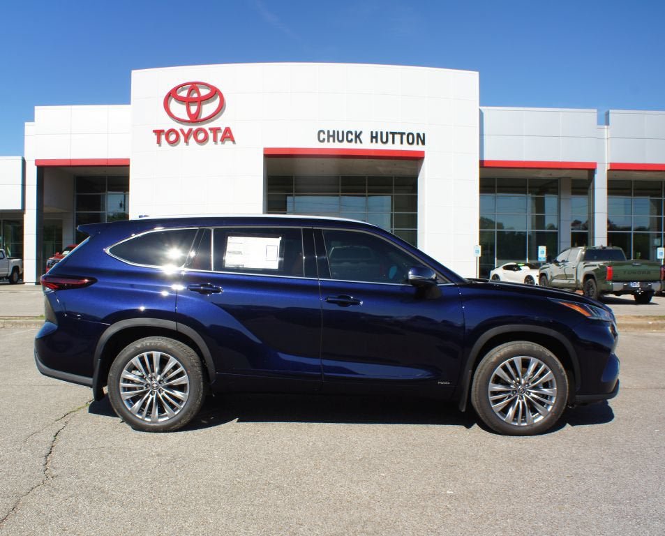 Certified 2026 Toyota Highlander Platinum