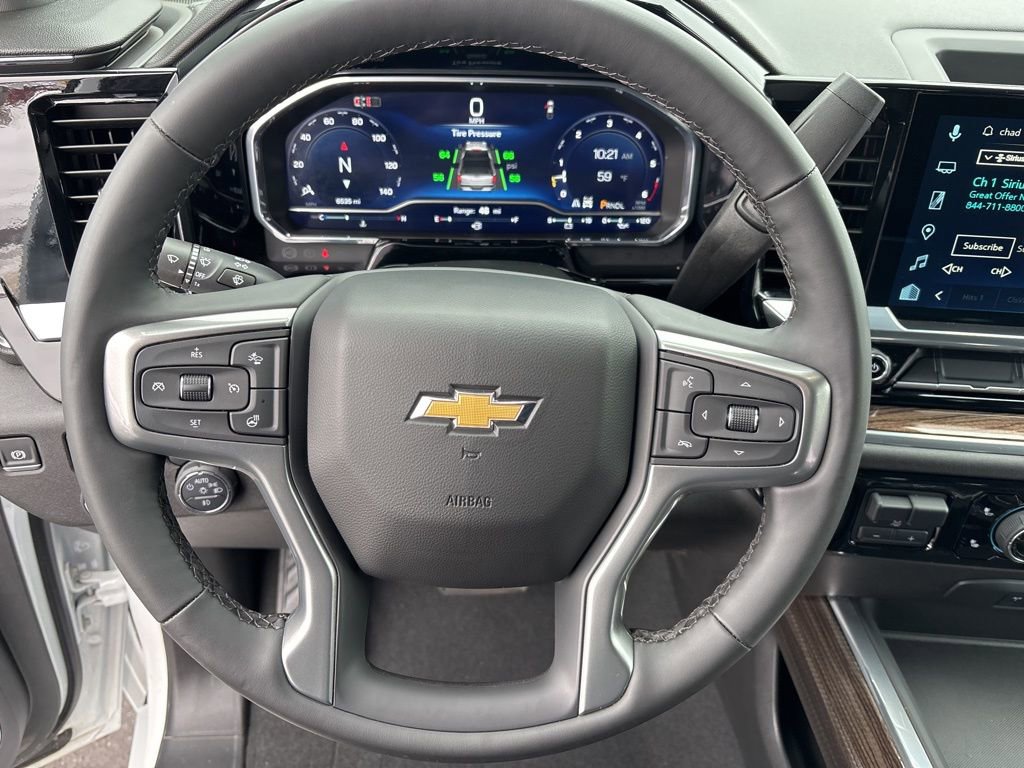 Certified 2025 Chevrolet Silverado 2500 LT w/ Convenience Package image 19