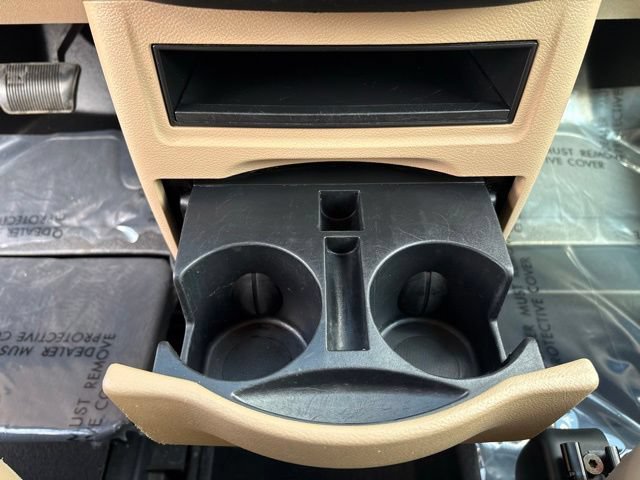 Used 2014 Dodge Grand Caravan SXT FWD image 19