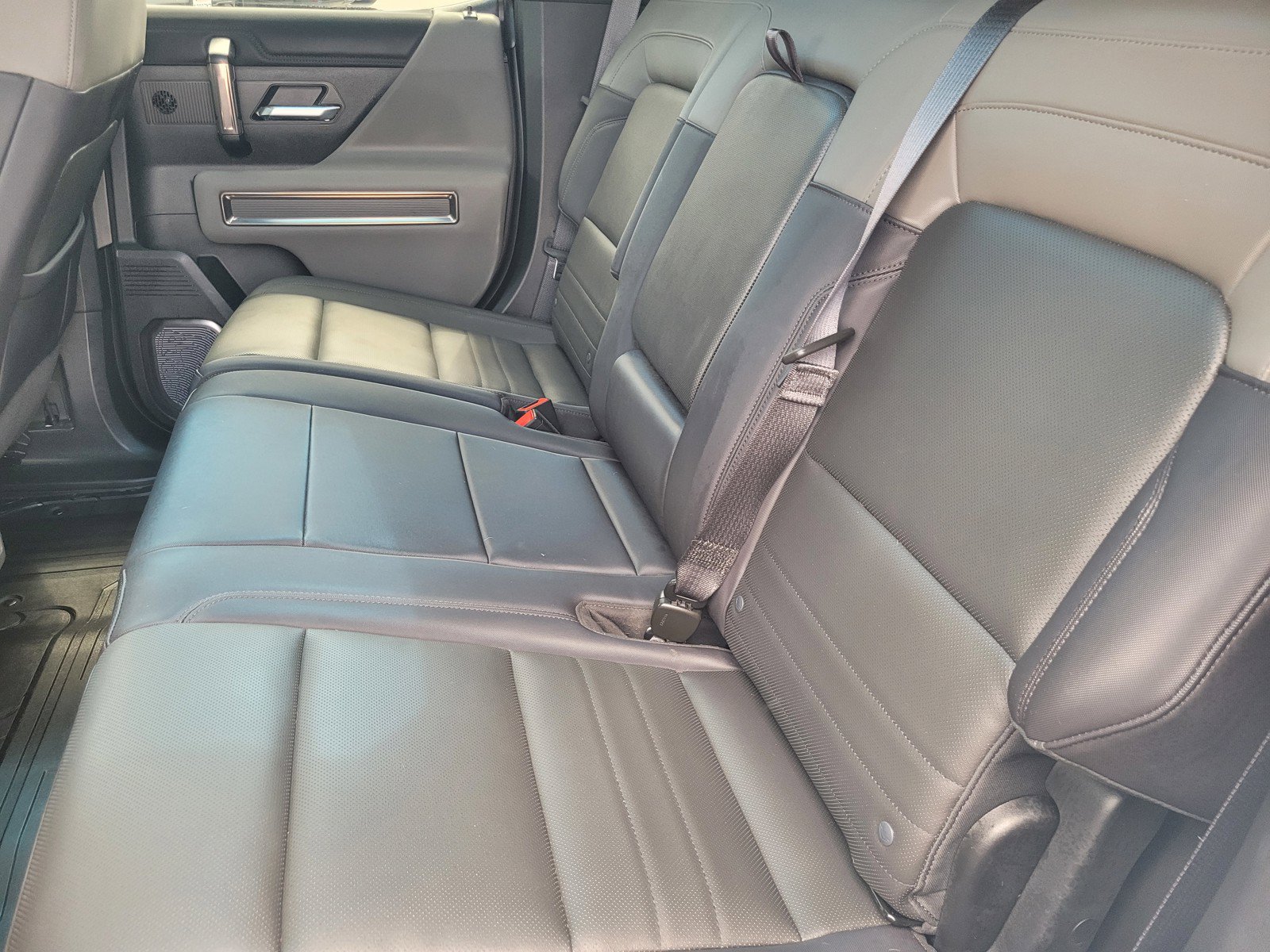 Used 2025 GMC Hummer EV 2X AWD/4WD image 11