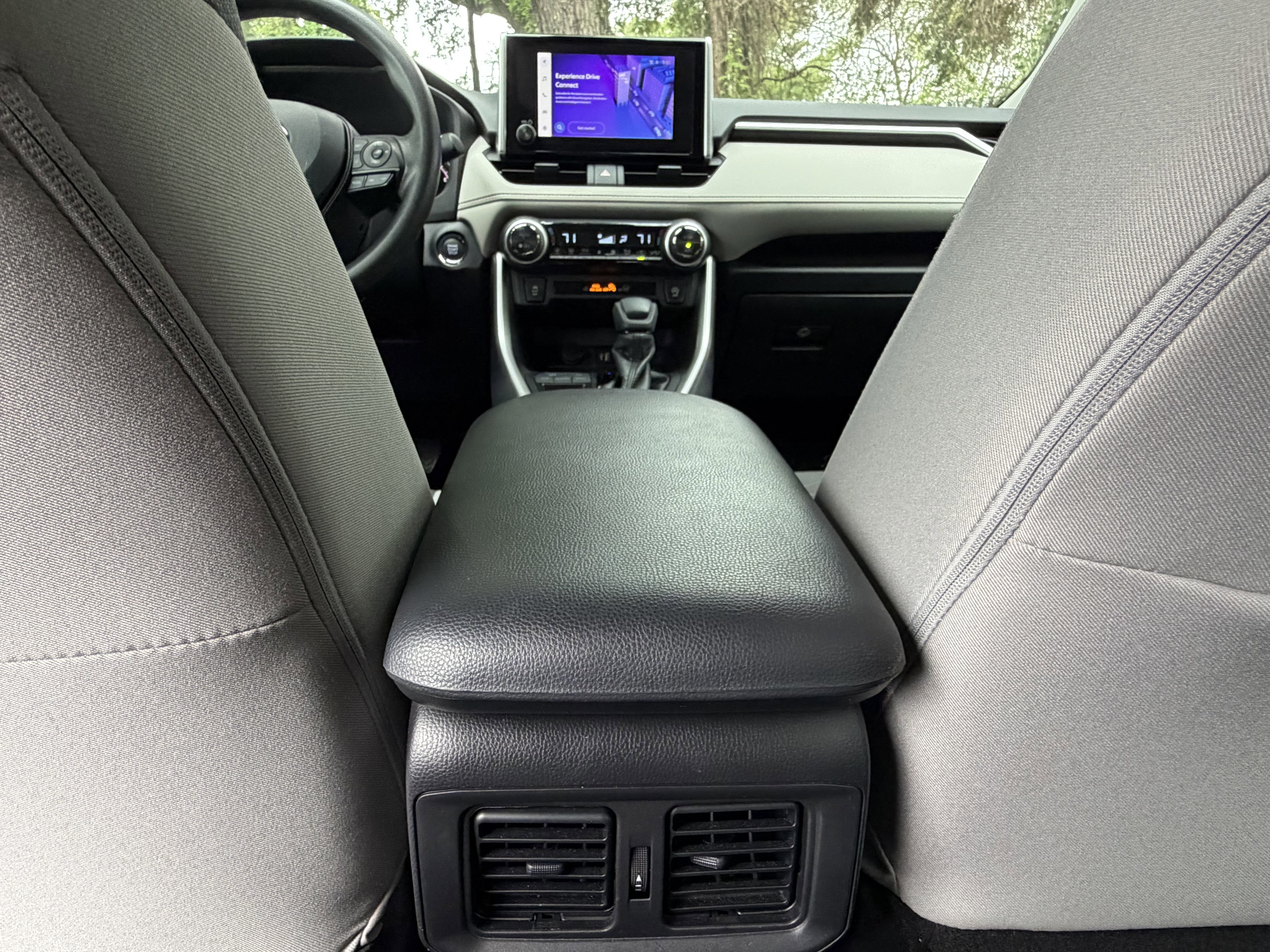 Used 2023 Toyota RAV4 XLE FWD image 37
