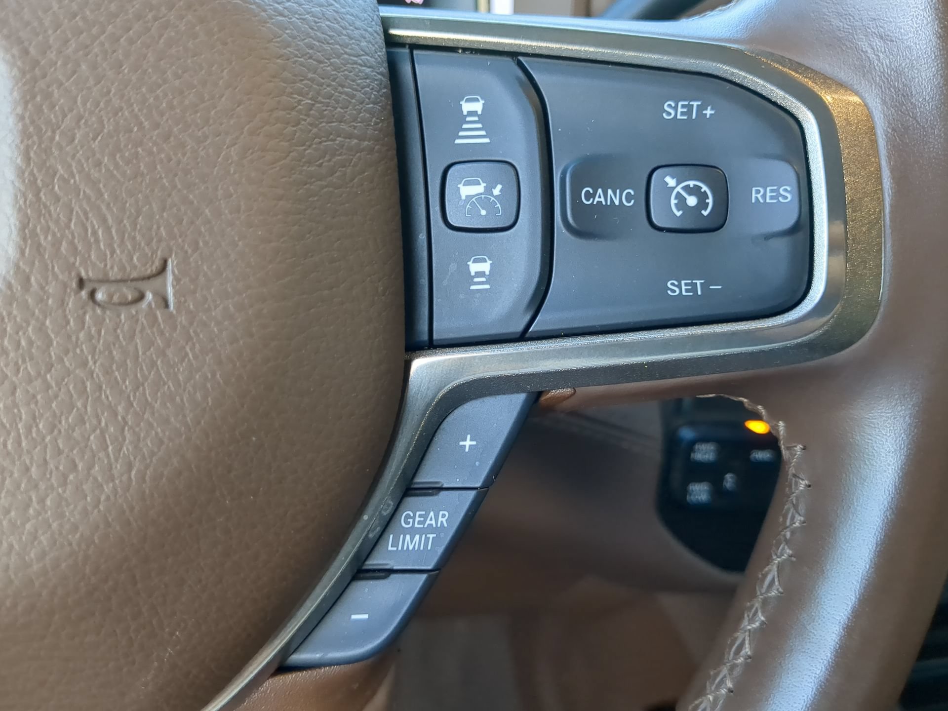 Used 2024 RAM 2500 Limited w/ Safety Group AWD/4WD image 68