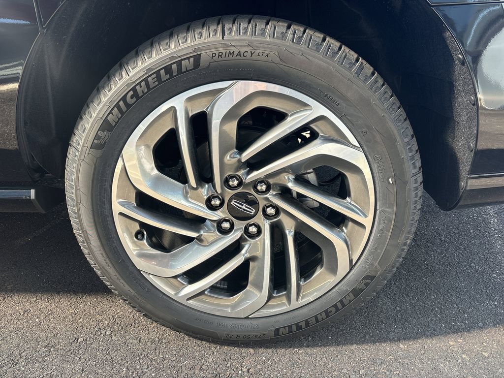 New 2025 Lincoln Navigator L Reserve image 13