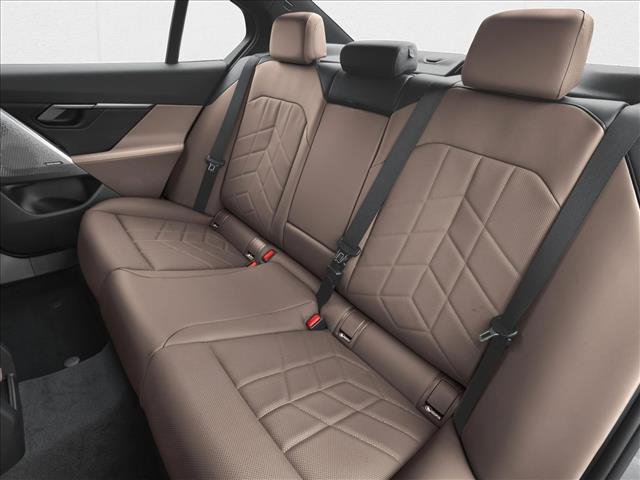 New 2027 BMW 550e xDrive AWD/4WD image 9