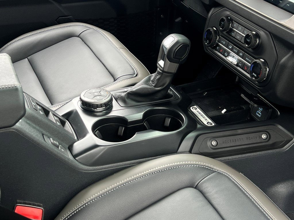 New 2025 Ford Bronco Outer Banks image 10