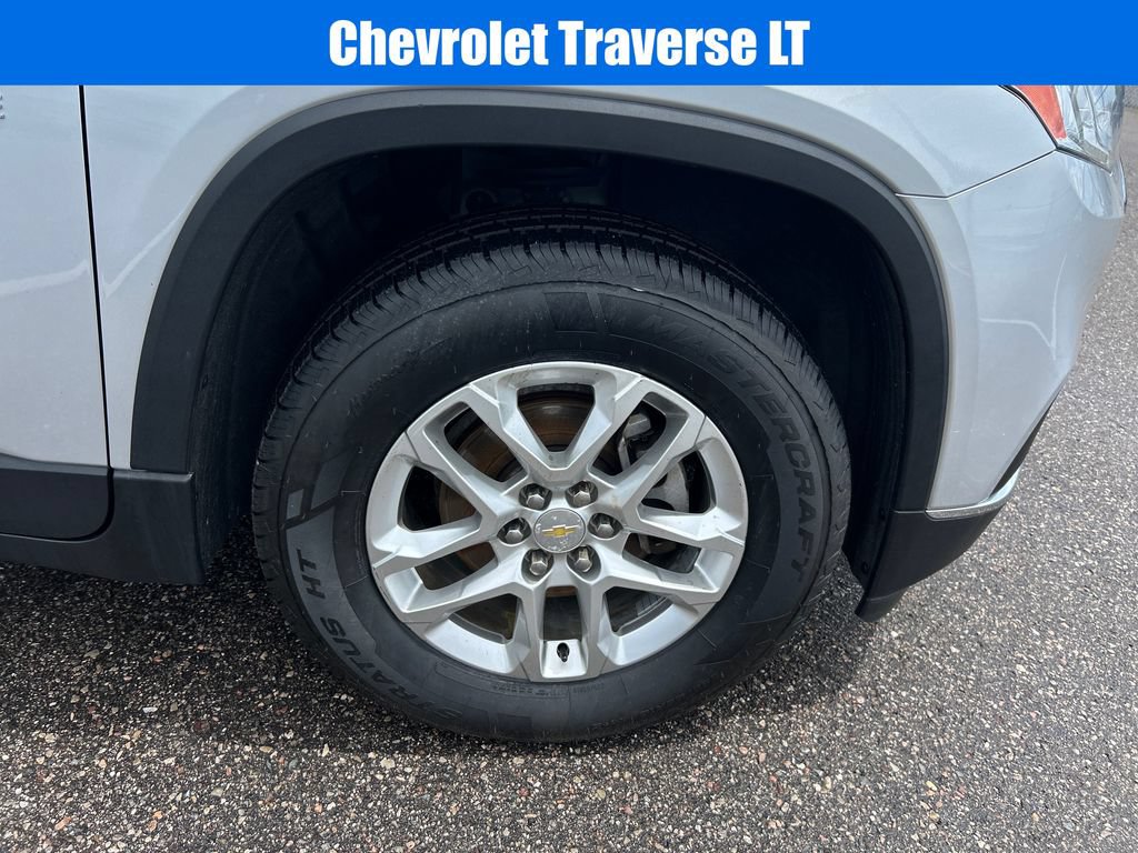 Used 2020 Chevrolet Traverse LT FWD image 9