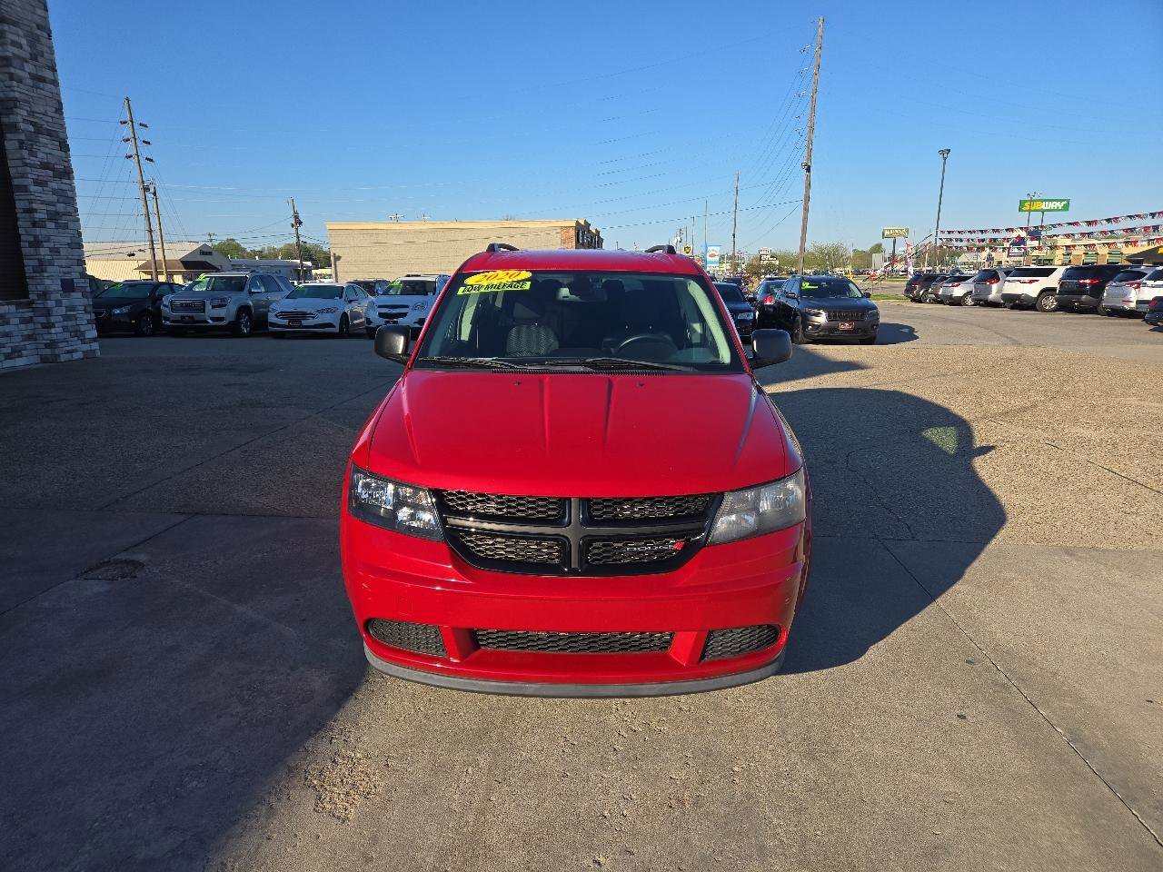Used 2020 Dodge Journey SE w/ Blacktop Package image 3