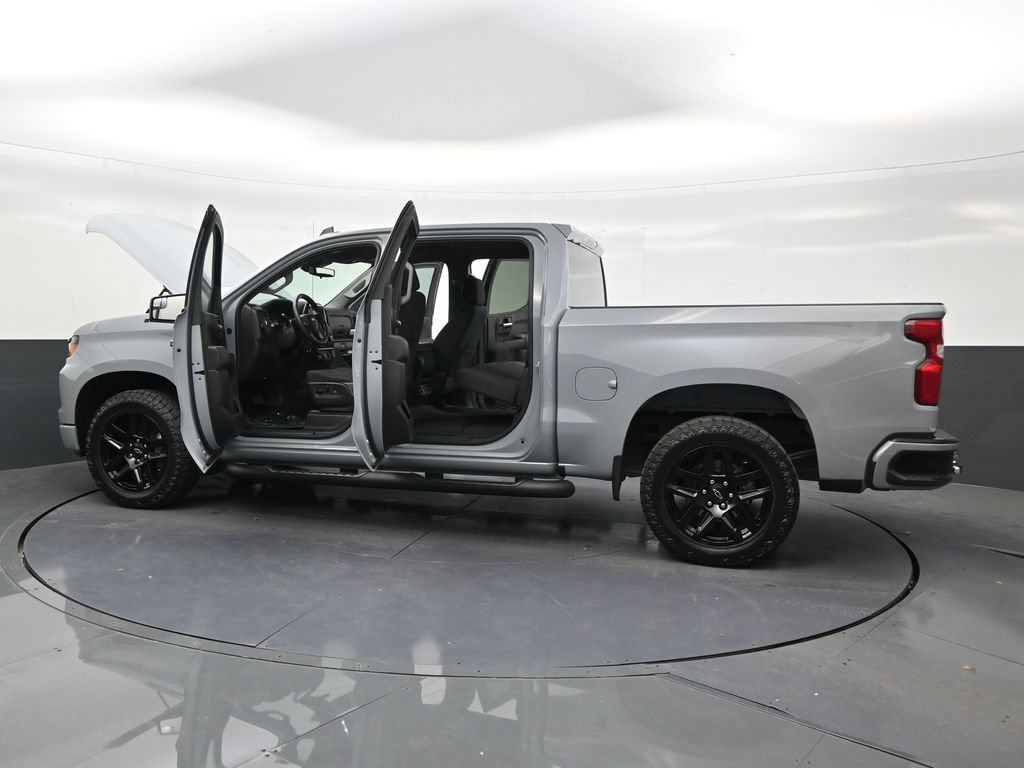 Used 2024 Chevrolet Silverado 1500 Custom w/ Turbomax Blackout Package RWD image 30