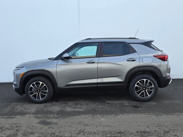 New 2025 Chevrolet TrailBlazer LT w/ Convenience Package image 2