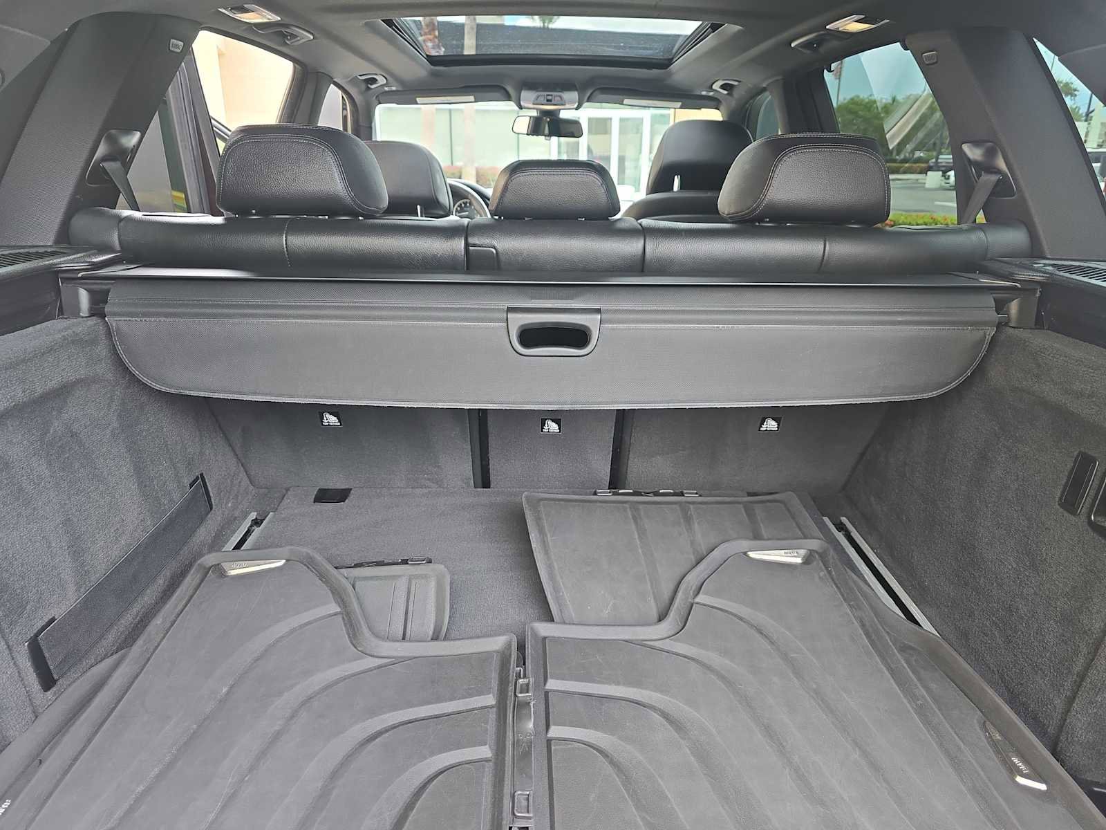 Used 2017 BMW X5 xDrive50i image 30