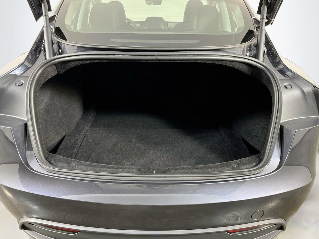 Used 2024 Tesla Model 3 Standard Range RWD image 9