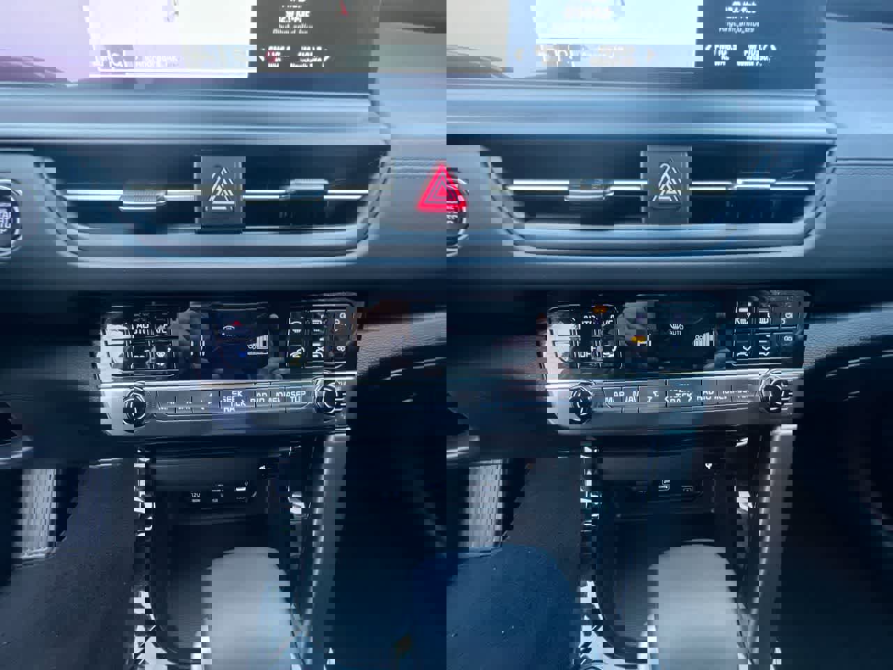 Certified 2025 Kia Seltos EX image 19