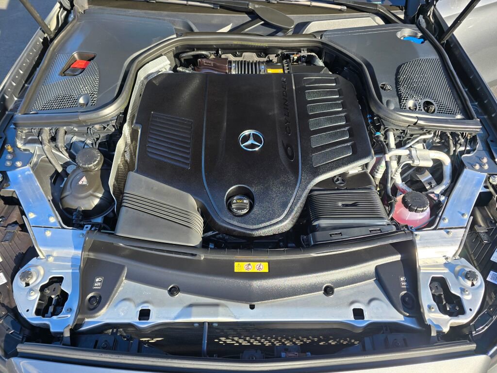 Used 2023 Mercedes-Benz E 450 4MATIC Sedan image 10