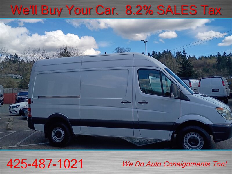 Used 2010 Mercedes-Benz Sprinter 2500 image 4