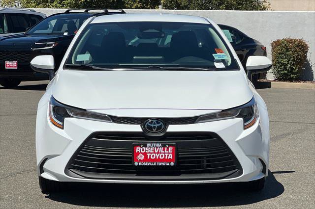 Certified 2025 Toyota Corolla LE FWD image 10
