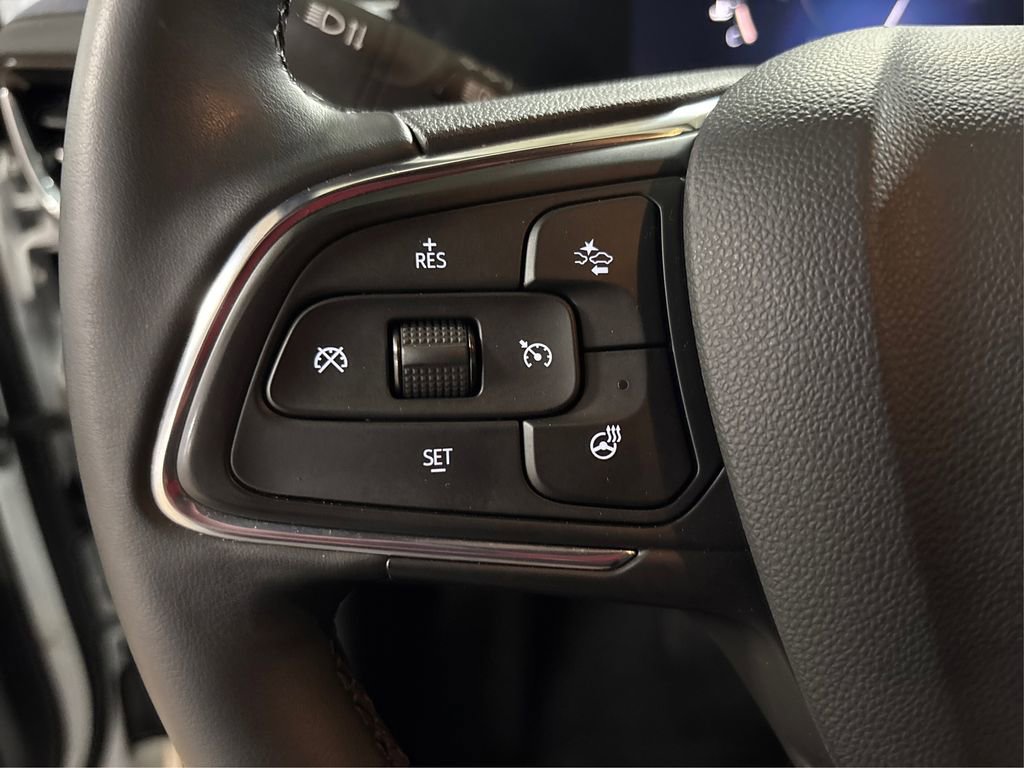 Used 2025 Buick Envista Sport Touring w/ Convenience I Package image 27