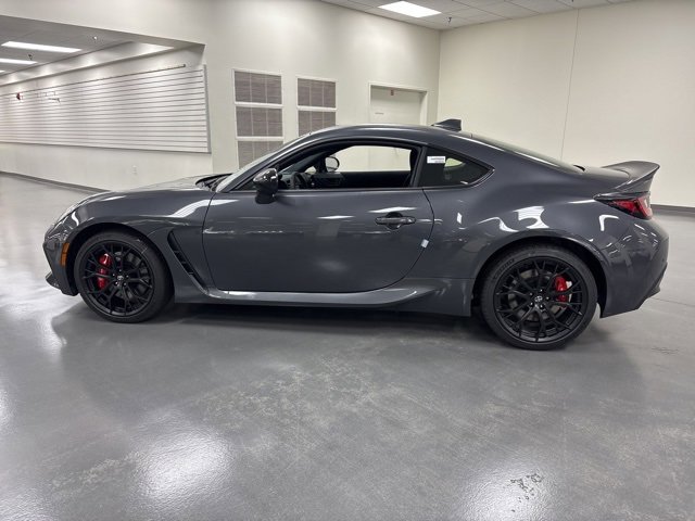 New 2025 Toyota GR86 Premium image 3