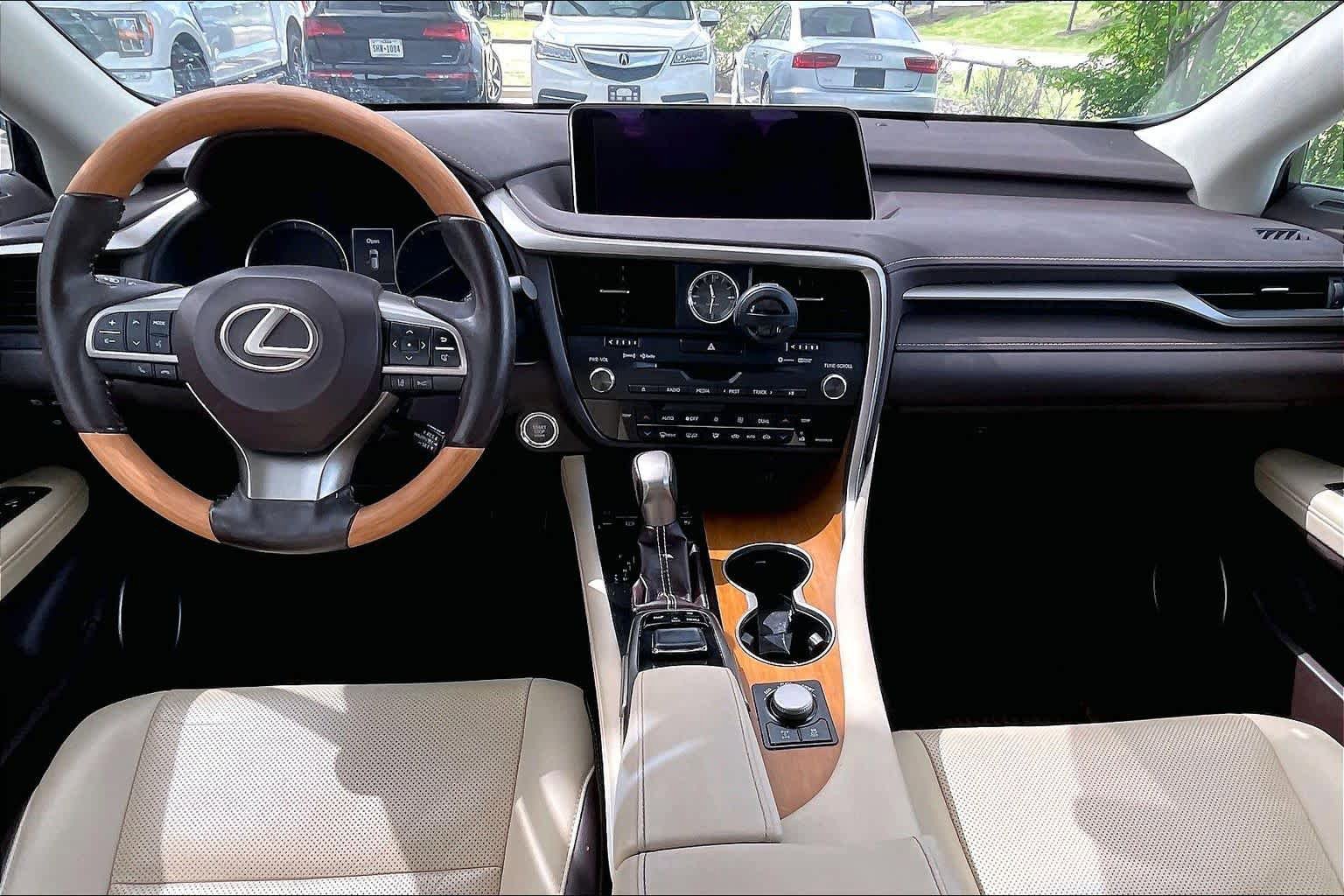Used 2019 Lexus RX 350 AWD w/ Navigation Package image 16