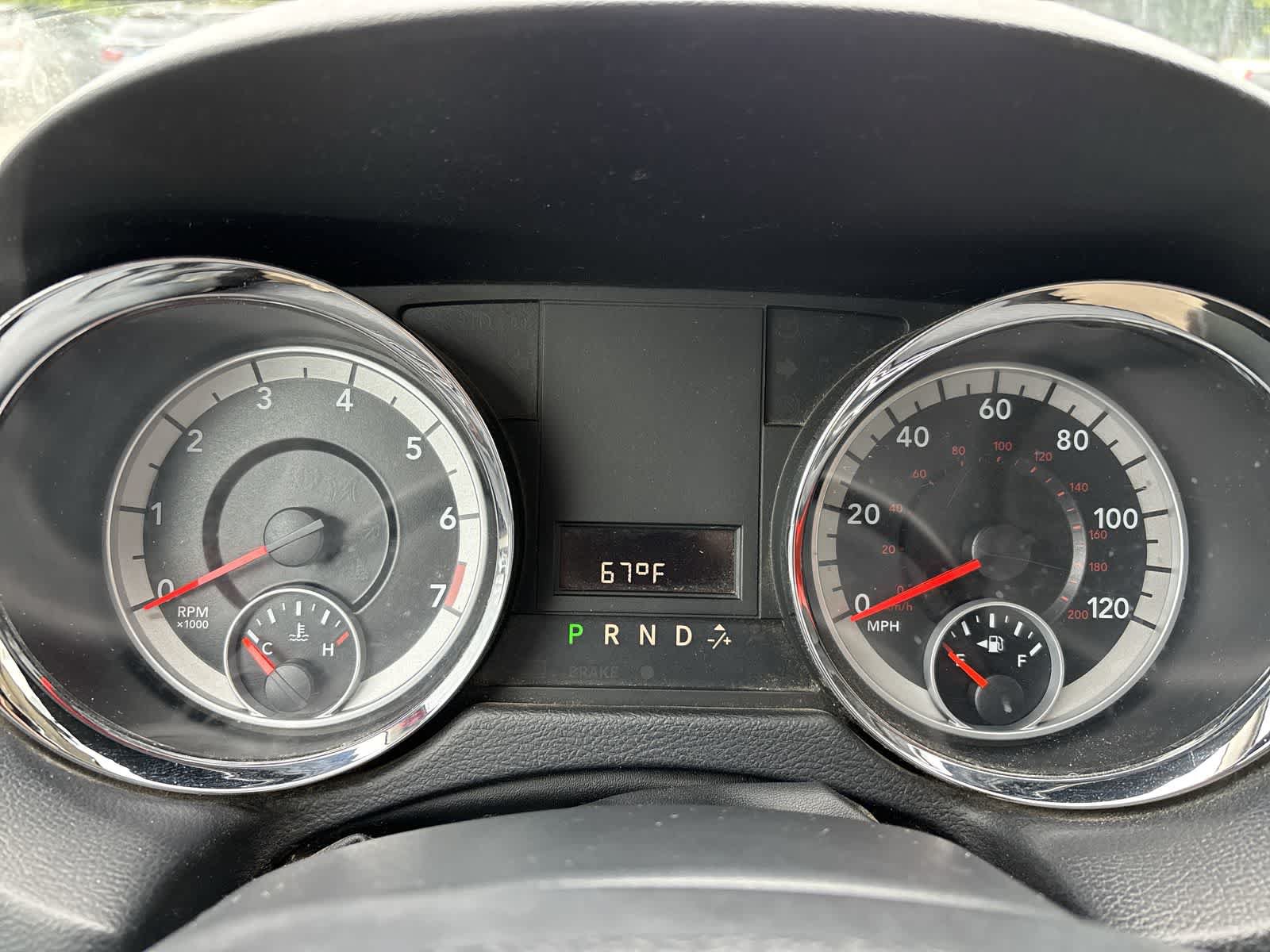Used 2014 Dodge Grand Caravan SXT FWD image 11