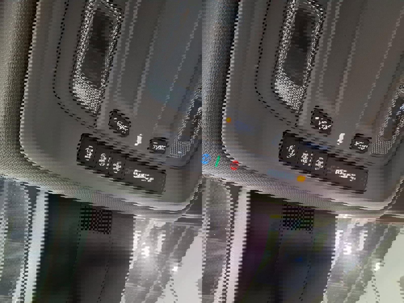 Used 2022 Chevrolet Silverado 1500 LT AWD/4WD image 19